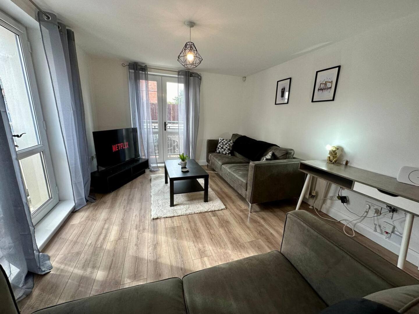 בלפסט 2Br City Side Apartment מראה חיצוני תמונה